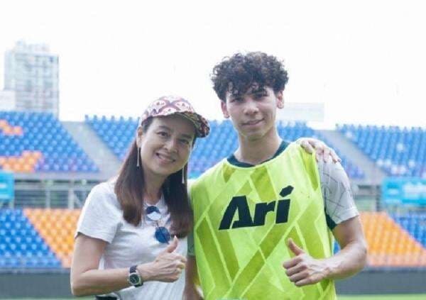 Bintang Muda Thailand Ini Pulang Kampung Usai Gagal Berkiprah di Luar Negeri, Witan Nyusul? Bintang Muda Thailand Ini Pulang Kampung Usai Gagal Berkiprah di Luar Negeri, Witan Nyusul?