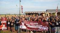 Naikin Elektabilitas Ganjar Pranowo Di Jabar Relawan Bagi Bagi Sembako Dan Gelar Bazar Minyak Murah Di Majalengka