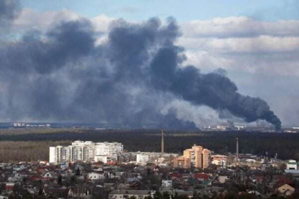 Pasukan Rusia Mulai Lancarkan Serangan ke Dua Kota di Timur Ukraina