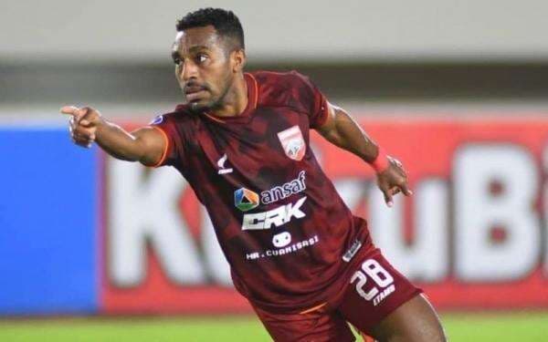 Sempat Unggul, Persib Bandung Harus Menelan Kekalahan Atas Borneo FC Dengan Skor 4-1