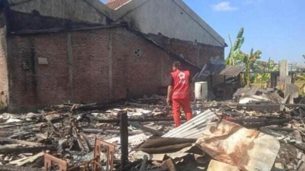 Rumah Buruh Lepas di Kabupaten Tegal Terbakar, Kerugian Capai Rp100 Juta