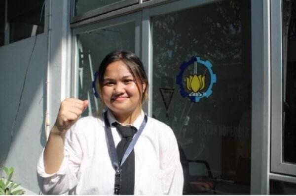 Berusia 15 Tahun, Gadis Asal Tangerang Lolos Jadi Mahasiswa Termuda ITS