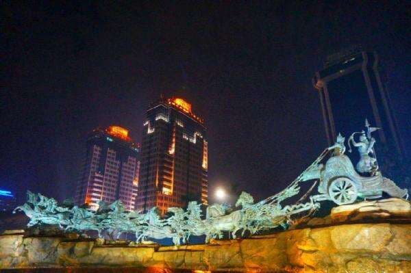 Sejarah Patung Kuda Arjuna Wijaya, Digagas Soeharto yang Terinspirasi Monumen di Turki Sejarah Patung Kuda Arjuna Wijaya, Digagas Soeharto yang Terinspirasi Monumen di Turki