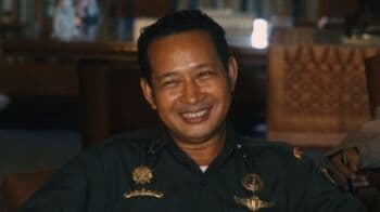 <i>The Power of</i> Soeharto, Mendiamkan Ribuan Orang Hanya dengan Satu Kata!