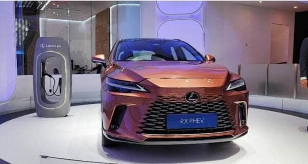 Pertama di Asia, Lexus RX PHEV Meluncur di GIIAS 2022