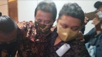 Permohonan Penangguhan Penahanan Roy Suryo Ditolak!