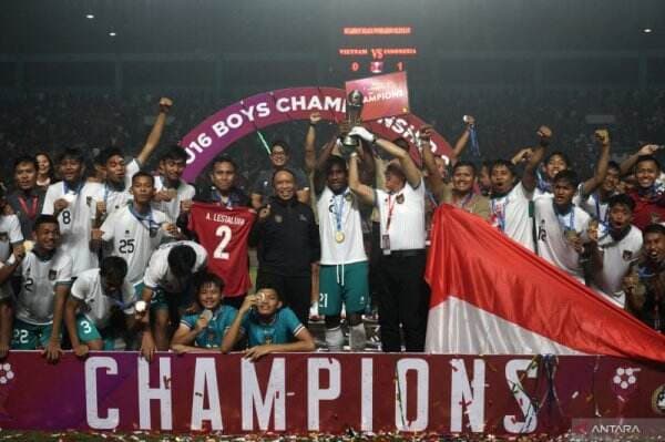 Soal Kontroversi Angkat Trofi Piala AFF U-16, Menpora: Saya Diminta