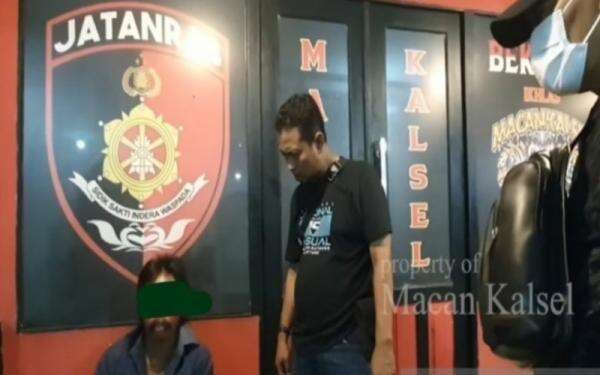 Dibutakan Cinta, Pria Ini Culik Istri Orang yang Ditinggal Suami Merantau ke Malaysia Dibutakan Cinta, Pria Ini Culik Istri Orang yang Ditinggal Suami Merantau ke Malaysia