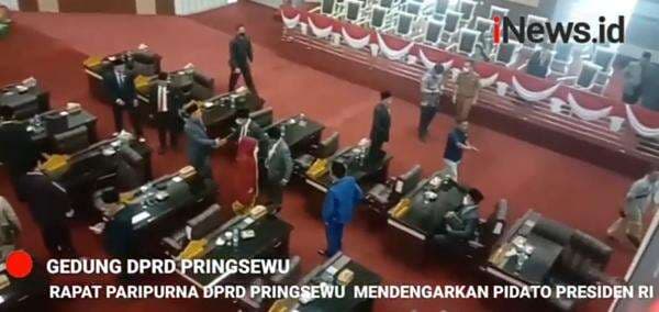 Video Paripurna DPRD Pringsewu Agenda Mendengarkan Pidato Kenegaraan
