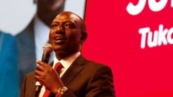 Kisah William Ruto, Dulunya Jualan Ayam Sekarang Jadi Presiden Kenya! Kisah William Ruto, Dulunya Jualan Ayam Sekarang Jadi Presiden Kenya!