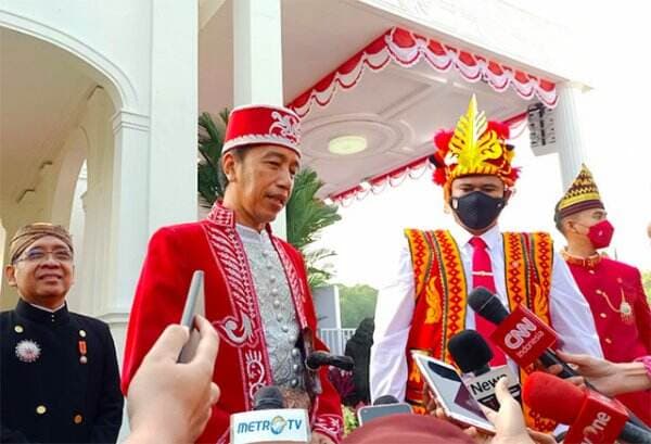 Jokowi Minta Kepala Daerah Serius Pantau Kenaikan Harga