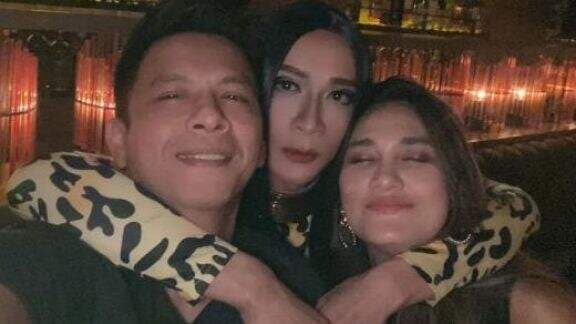 Tahun Ini?! Luna Maya Disebut Bakal Menikah dengan Ariel NOAH Tahun Ini?! Luna Maya Disebut Bakal Menikah dengan Ariel NOAH