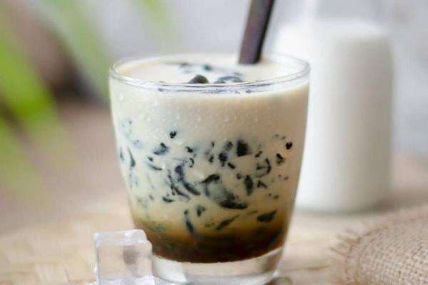 Mencicipi Es Dawet Legendaris di Yogyakarta, Sehari Habis 500 Gelas Mencicipi Es Dawet Legendaris di Yogyakarta, Sehari Habis 500 Gelas