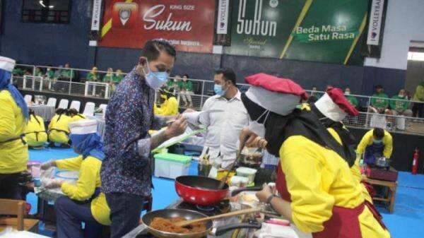 Chef Juna Terkesan dengan Masakan Berbahan Dasar Sukun: Enak-enak, Enggak Ada yang Mau Ikut Master Chef? Chef Juna Terkesan dengan Masakan Berbahan Dasar Sukun: Enak-enak, Enggak Ada yang Mau Ikut Master Chef?