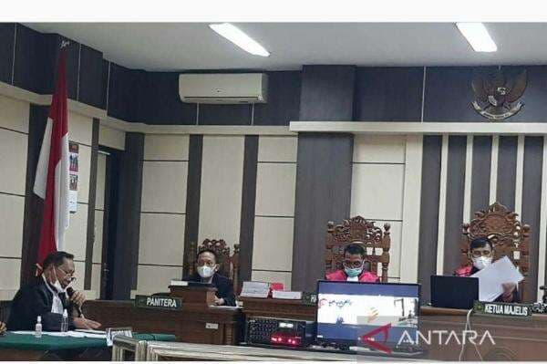 Memalukan! 2 Dosen UIN Walisongo Semarang Didakwa Terima Suap Seleksi Perangkat Desa Memalukan! 2 Dosen UIN Walisongo Semarang Didakwa Terima Suap Seleksi Perangkat Desa