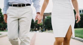 5 Arti Kata dan Makna Istilah dalam Hubungan: Bare Minimum, Mixed Signal hingga Second Guessing 5 Arti Kata dan Makna Istilah dalam Hubungan: Bare Minimum, Mixed Signal hingga Second Guessing