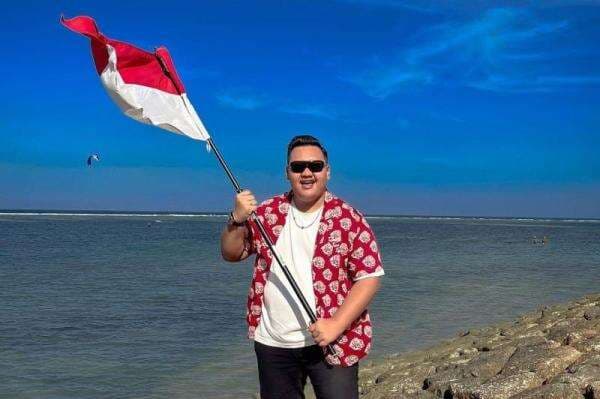 Lirik Lagu Indonesia Bakoh dan Terjemahan oleh Ndarboy Genk Lirik Lagu Indonesia Bakoh dan Terjemahan oleh Ndarboy Genk
