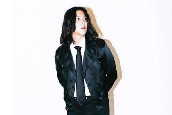 Iqbaal Ramadhan Tampil Gagah dan Keren Pakai Outfit ala Gotik Style, Netizen: Gantengnya Kelewatan Iqbaal Ramadhan Tampil Gagah dan Keren Pakai Outfit ala Gotik Style, Netizen: Gantengnya Kelewatan