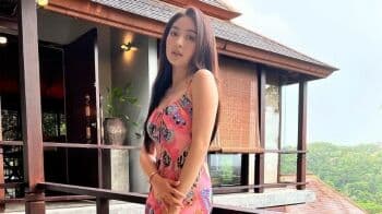 7 Potret Seksi Natasha Wilona Pakai Dress Mini hingga Sport Bra, Makin Menggoda!