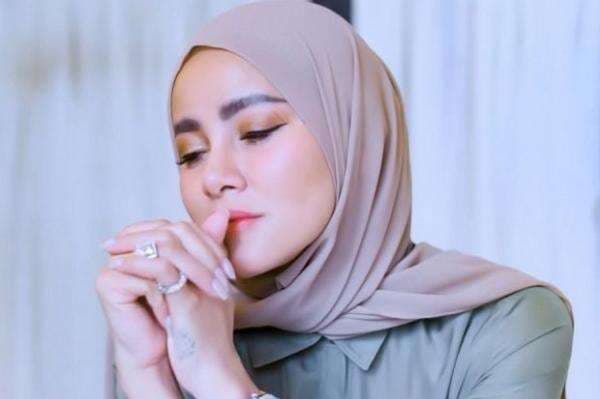 Bukan Tinggi Badan atau Fisik, Ini Kriteria Pria Idaman Olla Ramlan Bukan Tinggi Badan atau Fisik, Ini Kriteria Pria Idaman Olla Ramlan