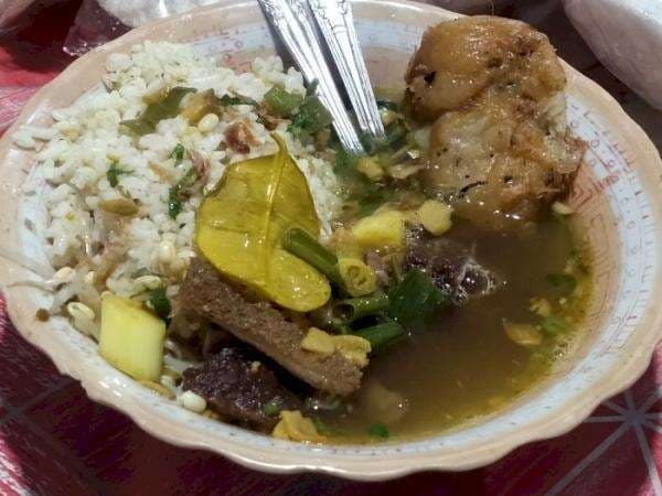 Soto Daging Jedhok Cak Bien, Kuliner Jombang Kerap Bikin Pengunjungnya Jantungan, Kenapa? Soto Daging Jedhok Cak Bien, Kuliner Jombang Kerap Bikin Pengunjungnya Jantungan, Kenapa?