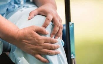 Cara Mengatasi Kaki Bengkak karena Asam Urat, Salah Satunya Memanfaatkan Jahe Cara Mengatasi Kaki Bengkak karena Asam Urat, Salah Satunya Memanfaatkan Jahe