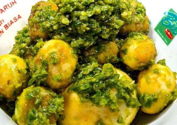 Resep Telur Balado Cabai Hijau, Masakan Khas Padang untuk Pencinta Pedas Resep Telur Balado Cabai Hijau, Masakan Khas Padang untuk Pencinta Pedas