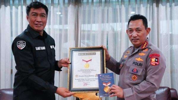 Inilah Sosok yang Ditakuti Ferdy Sambo hingga Mau Dibawa ke Mako Brimob Inilah Sosok yang Ditakuti Ferdy Sambo hingga Mau Dibawa ke Mako Brimob