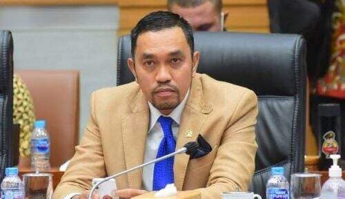 Soal Dugaan Ferdy Sambo Suka dengan Sesama Jenis, Ahmad Sahroni Beri Tanggapan Begini, Simak! Soal Dugaan Ferdy Sambo Suka dengan Sesama Jenis, Ahmad Sahroni Beri Tanggapan Begini, Simak!