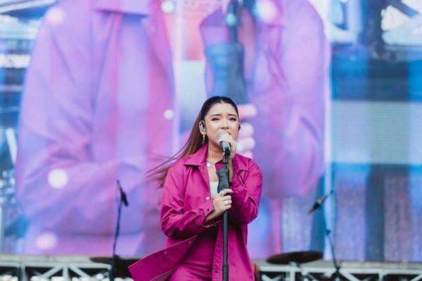 10 Nama Fans Artis Indonesia, dari Penyanyi hingga Pemain Film 10 Nama Fans Artis Indonesia, dari Penyanyi hingga Pemain Film