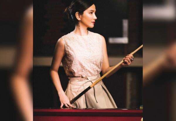 6 Foto Cantik Angeline Ticoalu, Pebiliar Perempuan Indonesia Pertama yang Dapat Emas 6 Foto Cantik Angeline Ticoalu, Pebiliar Perempuan Indonesia Pertama yang Dapat Emas