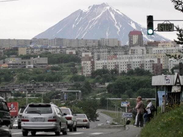 Delapan Pendaki Gunung Berapi Rusia Tewas, Badai Es Hambat Penyelamatan