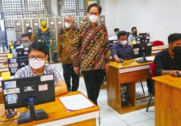 Ini 1000 Top Sekolah di Surabaya Raya, Cek Sekolahmu Ada atau Tidak