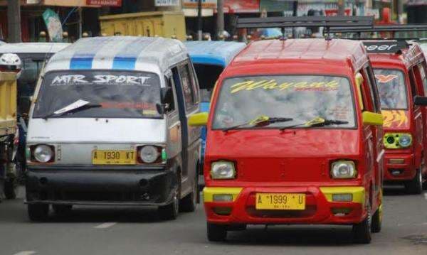 Imbas BBM Naik, Komunitas Angkot Labuan- Cilegon Naikan Tarif Hebohkan Jagat Maya Imbas BBM Naik, Komunitas Angkot Labuan- Cilegon Naikan Tarif Hebohkan Jagat Maya