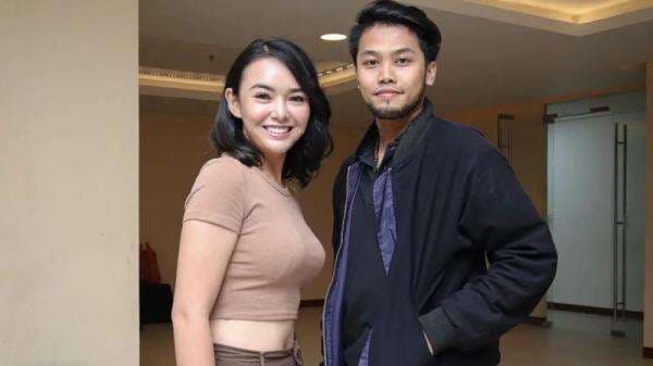 Gaya Fesyen Amanda Manopo Pakai Crop Top Ketat, Body Goals Bikin Salfok! Gaya Fesyen Amanda Manopo Pakai Crop Top Ketat, Body Goals Bikin Salfok!