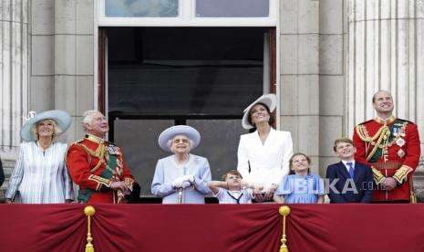 Gelar Baru Pangeran William dan Kate Middleton