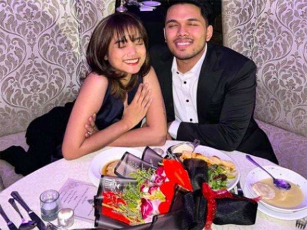 Ramalan Denny Darko Soal Fuji & Thariq Halilintar, Ada Soal Restu Orang Tua! Ramalan Denny Darko Soal Fuji & Thariq Halilintar, Ada Soal Restu Orang Tua!