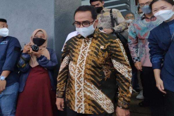 Siap-Siap Mulai Tengah Malam Ini Tarif Ojol Naik Siap-Siap Mulai Tengah Malam Ini Tarif Ojol Naik