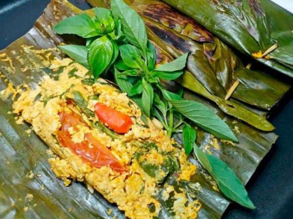 5 Resep Pepes Tahu Kemangi khas Sunda yang Sederhana, Praktis! 5 Resep Pepes Tahu Kemangi khas Sunda yang Sederhana, Praktis!