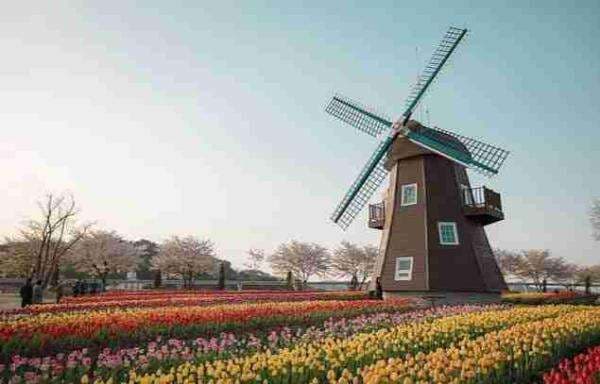 Hujan dan Dingin, Coba Posisi Hubungan Intim "Kincir Angin" yang Bikin Panas! Hujan dan Dingin, Coba Posisi Hubungan Intim "Kincir Angin" yang Bikin Panas!