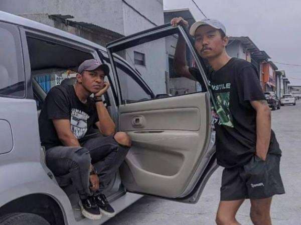 Bangun Bengkel dan Warung Kopi, Pemuda Ini Sukses Raup Omzet Jutaan Rupiah Bangun Bengkel dan Warung Kopi, Pemuda Ini Sukses Raup Omzet Jutaan Rupiah