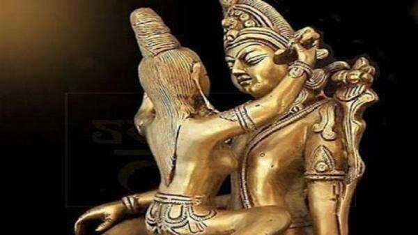 Raja Kertanegara Jalani Puja Bhairawa: Ritual Minum Darah, Makan Daging Manusia dan Bersetubuh Raja Kertanegara Jalani Puja Bhairawa: Ritual Minum Darah, Makan Daging Manusia dan Bersetubuh