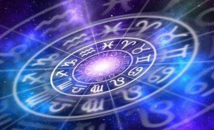 Inilah Zodiak 10 Orang Terkaya di Dunia 2022, Kekayaan Mencapai Rp3.114 Triliun Inilah Zodiak 10 Orang Terkaya di Dunia 2022, Kekayaan Mencapai Rp3.114 Triliun