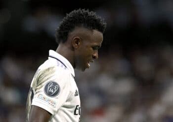 Vinicius Junior Tanggapi Perlakuan Rasis yang Dialaminya karena Sering Menari Vinicius Junior Tanggapi Perlakuan Rasis yang Dialaminya karena Sering Menari