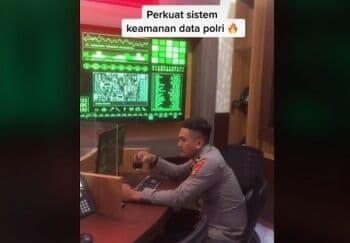 Viral Video Polisi Pantau Keamanan Data, Tampilan Layar Ternyata Cuma Background Hacker Viral Video Polisi Pantau Keamanan Data, Tampilan Layar Ternyata Cuma Background Hacker