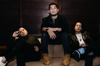 Lirik Lagu dan Chord Gitar <i>Aku di Matamu</i> dari Armada Lirik Lagu dan Chord Gitar <i>Aku di Matamu</i> dari Armada