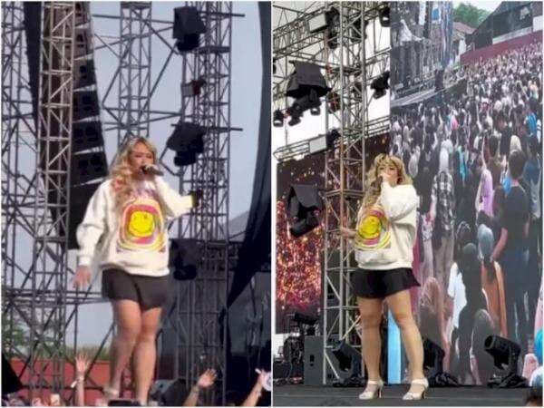 Pinkan Mambo Totalitas Rebahan Pakai Rok Mini di Atas Panggung, Netizen: Kok Aku Malu Pinkan Mambo Totalitas Rebahan Pakai Rok Mini di Atas Panggung, Netizen: Kok Aku Malu