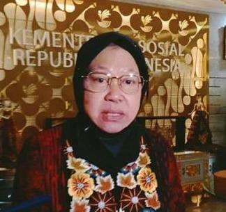 Orang Tua di NTT Anak Masih Kecil-kecil Jangan Dulu Dikawinkan Ini Pesan Mensos Risma Orang Tua di NTT Anak Masih Kecil-kecil Jangan Dulu Dikawinkan Ini Pesan Mensos Risma