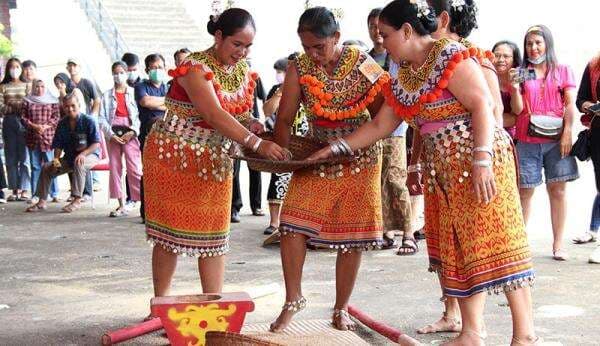 Lagu Daerah Kalimantan Barat Lagu Daerah Kalimantan Barat