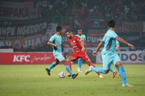 Kontroversi Gol di Laga Persija Jakarta vs Madura FC, Mantan Direktur Kompetisi PSSI Bilang Begini Kontroversi Gol di Laga Persija Jakarta vs Madura FC, Mantan Direktur Kompetisi PSSI Bilang Begini